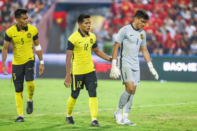 Thủ môn U23 Malaysia khóc nức nở sau khi thua U23 Việt Nam - Ảnh 7.