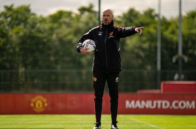 Ronaldo đòi ra đi, Man United buộc sao người Bồ du đấu mùa hè - Ảnh 2. Ronaldo đòi ra đi, Man United buộc sao người Bồ du đấu mùa hè - Ảnh 2.