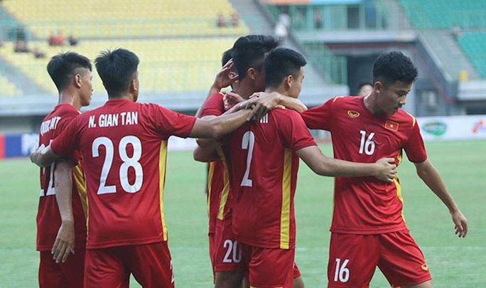 Chiến thắng đắt giá của U19 Việt Nam - Ảnh 1. Chiến thắng đắt giá của U19 Việt Nam - Ảnh 1.