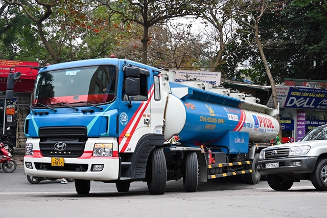giá xăng có thể giảm về 24.000 đồng ảnh 1