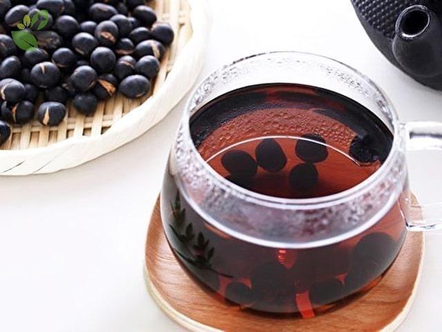Uống nước đỗ đen phòng ung thư nhưng những người này không nên dùng - Ảnh 2.