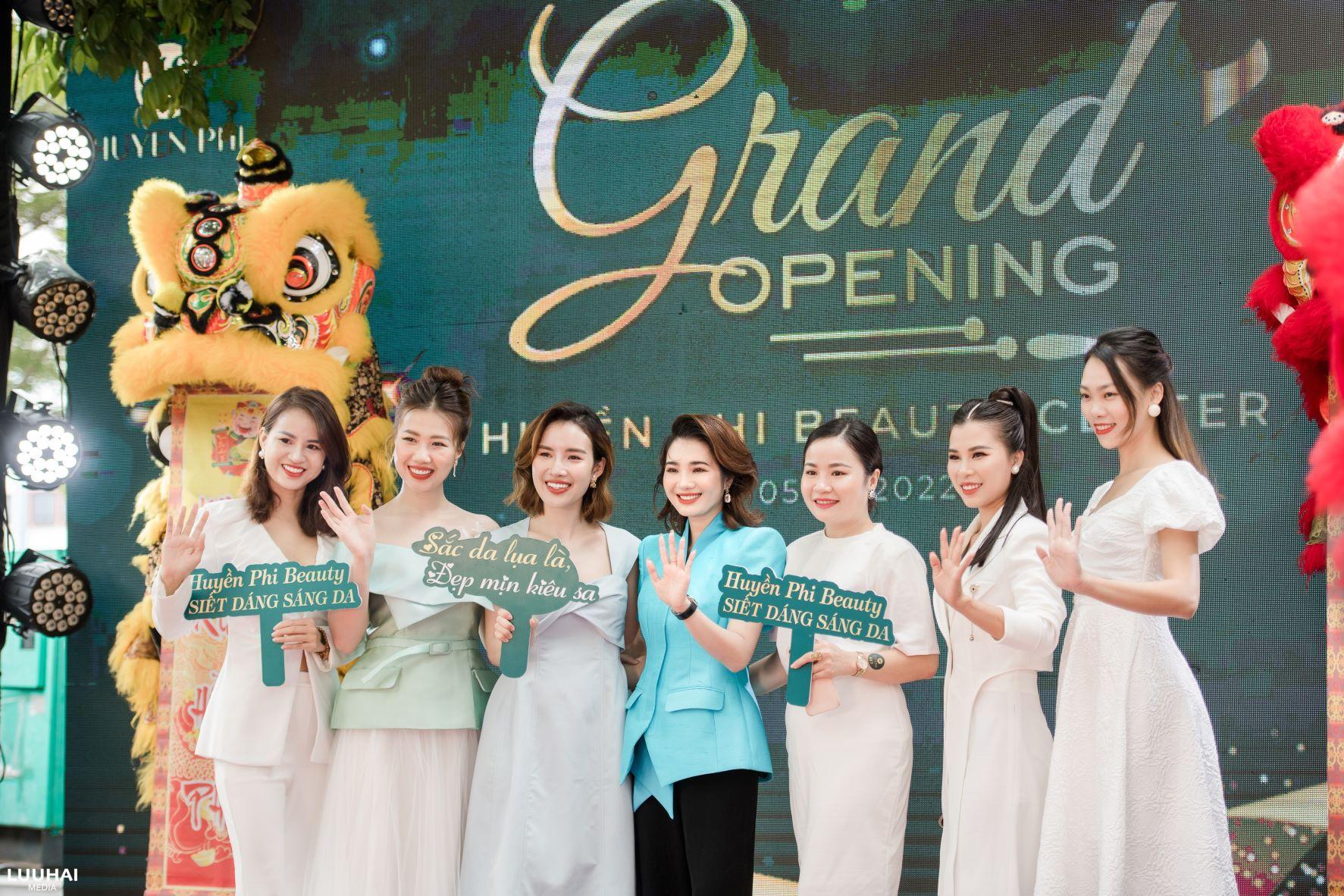 Huyền Phi Beauty Center chính thức khai trương tại Hà Nội - Ảnh 2.