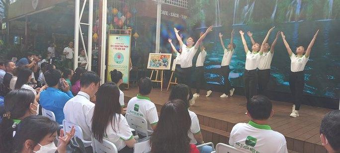 Đẩy mạnh mô hình y tế gần dân - Ảnh 1.