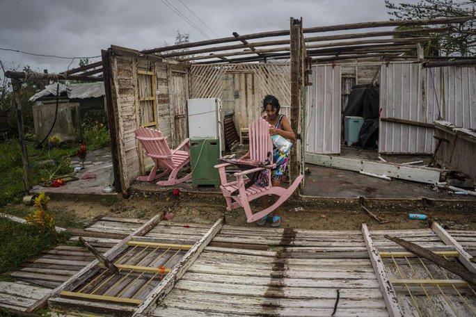 Cảnh hoang tàn sau bão Ian tại Mỹ, Cuba - Ảnh 16.