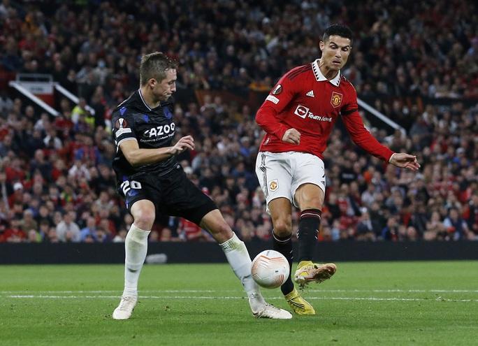 Ronaldo được bật đèn xanh, chờ chia tay Man United - Ảnh 3. Ronaldo được bật đèn xanh, chờ chia tay Man United - Ảnh 3.