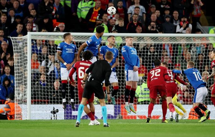 Thủ môn cứu nguy 8 lần, Rangers thua nhẹ 0-2 trước Liverpool - Ảnh 1.