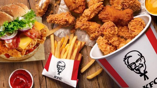 KFC bị nhiều người Mỹ chê vừa ngấy vừa nhàm, tụt dốc trên chính quê nhà, dù vẫn kiếm bộn ở nước ngoài: Chuyện gì đã xảy ra? - Ảnh 1.