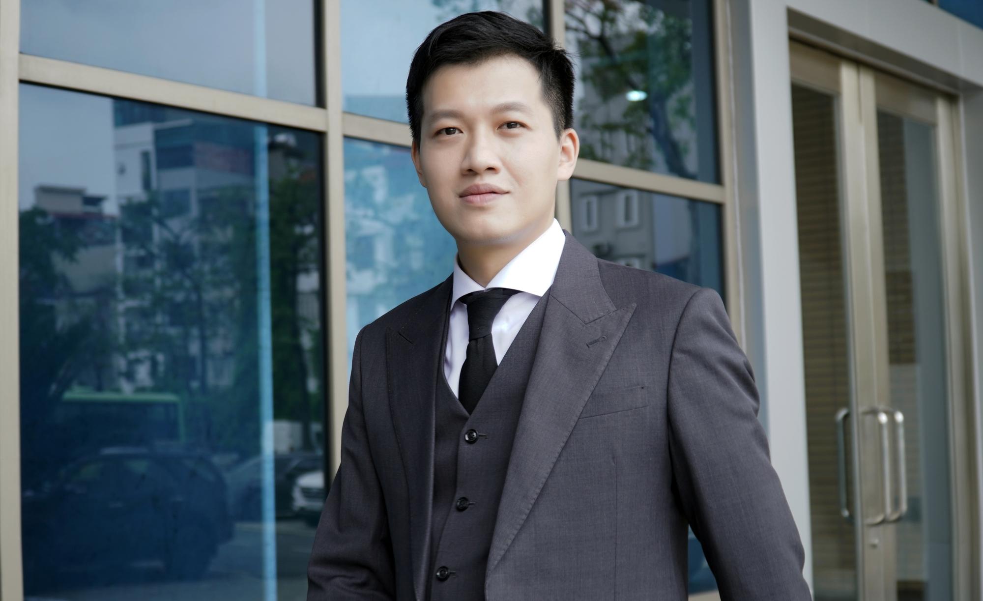 MC Trần Ngọc - MC ‘mát tay’ nhất VTV: ‘Tôi không phải là người có tuổi trẻ giỏi giang kiểu mẫu, từng học lại, thi lại, tốt nghiệp trung bình!’ - Ảnh 4. MC Trần Ngọc - MC ‘mát tay’ nhất VTV: ‘Tôi không phải là người có tuổi trẻ giỏi giang kiểu mẫu, từng học lại, thi lại, tốt nghiệp trung bình!’ - Ảnh 4.