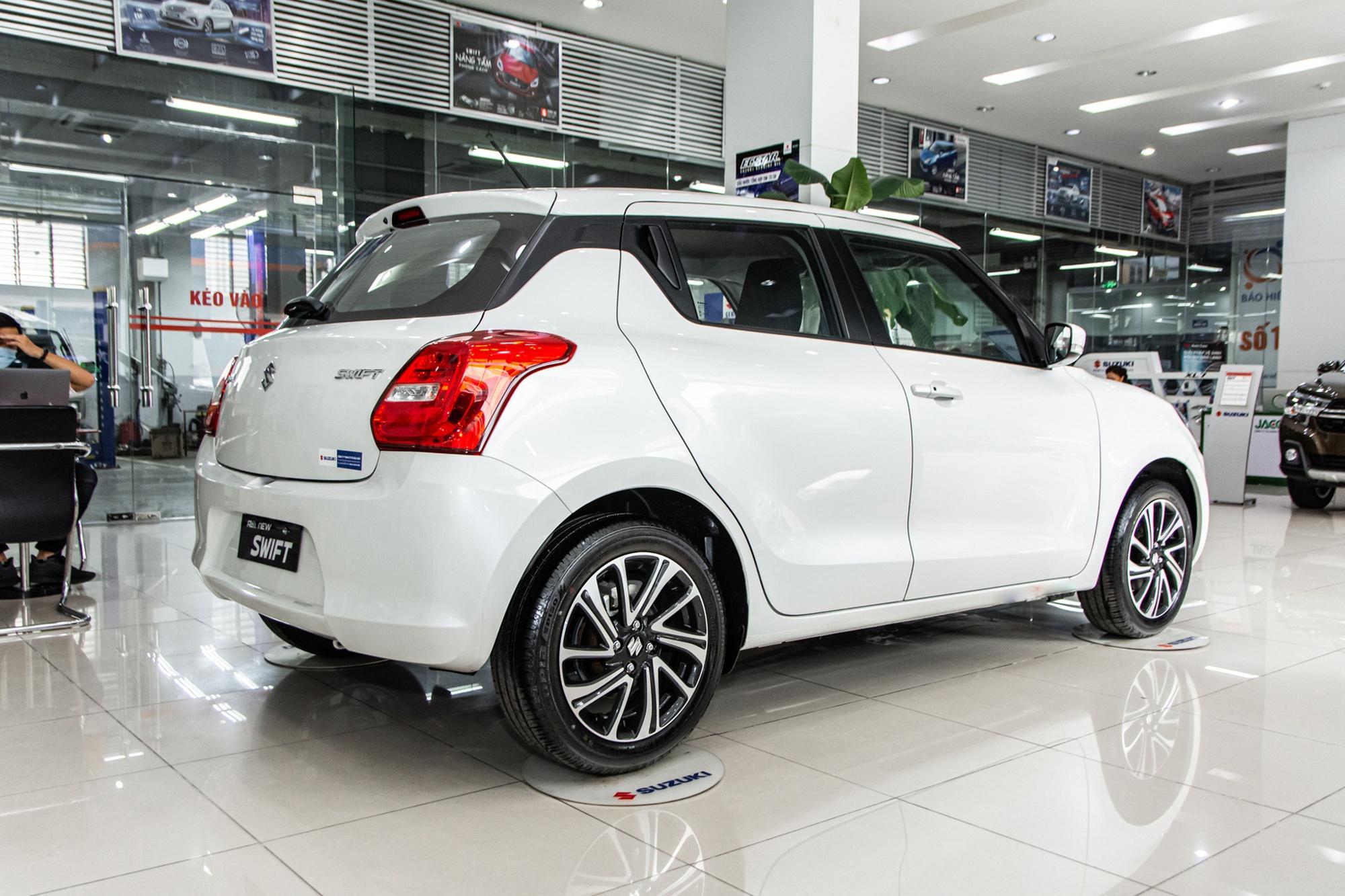 Bán chậm, Suzuki Swift vẫn được lòng phụ nữ tại Việt Nam - Ảnh 2.