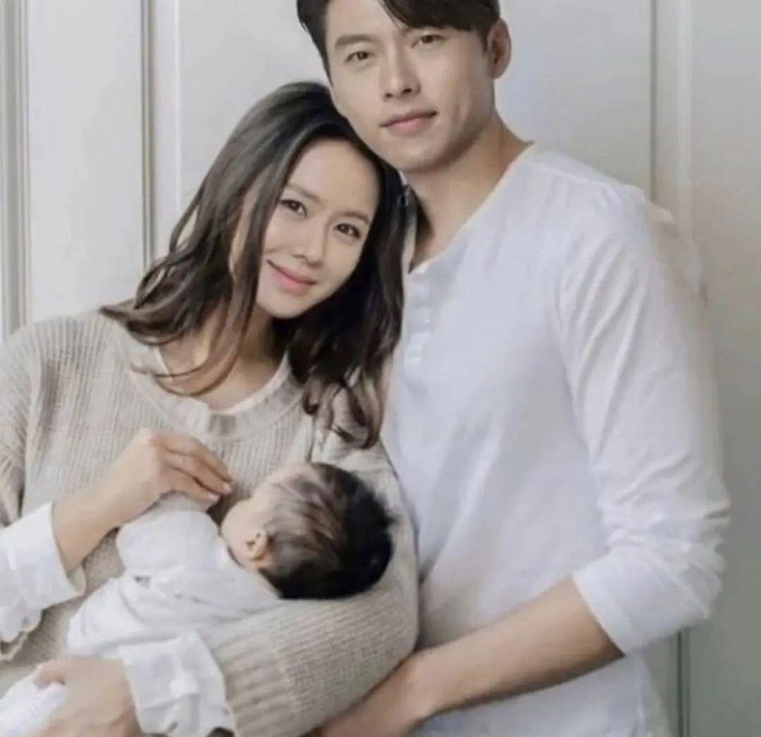 Rầm rộ ảnh nghi lộ rõ mặt con trai Son Ye Jin - Hyun Bin, công ty quản lý bức xúc lên tiếng - Ảnh 3.