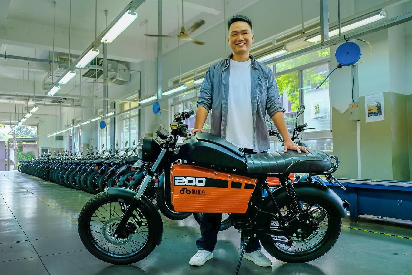 Dat Bike sau 4 năm bị "vùi dập" trên Shark Tank: Được Chính phủ Anh chọn vào dự án tài trợ 11,8 triệu bảng, tài tử Game of Throne "PR" miễn phí - Ảnh 1.