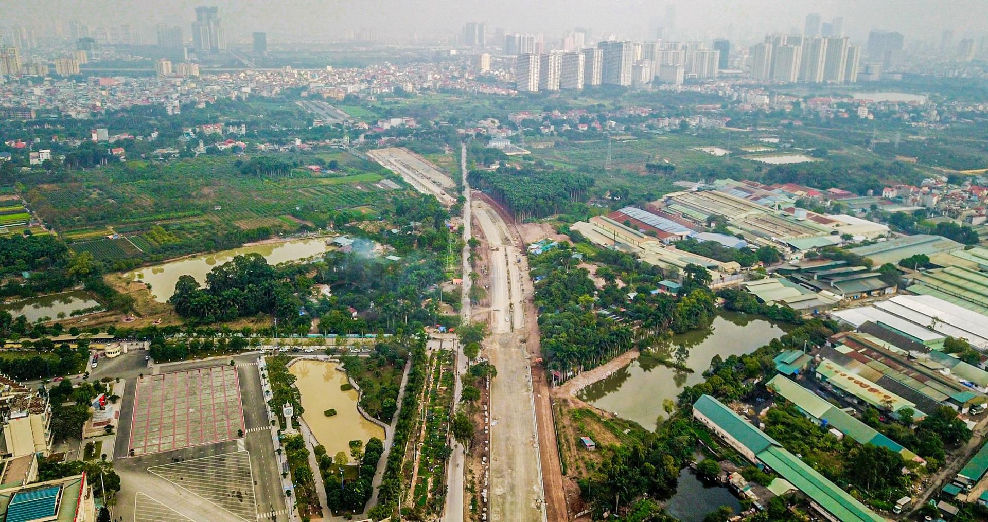 [Photo Essay] Bất động sản dọc trục Tây Thăng Long: Đoạn đầu giá 500 triệu/m2, sau 10km giá giảm 10 lần - Ảnh 3.