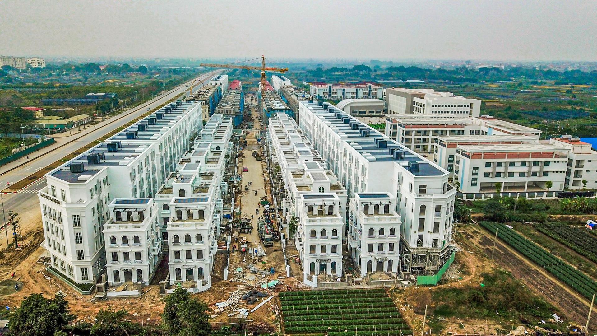 [Photo Essay] Bất động sản dọc trục Tây Thăng Long: Đoạn đầu giá 500 triệu/m2, sau 10km giá giảm 10 lần - Ảnh 10.