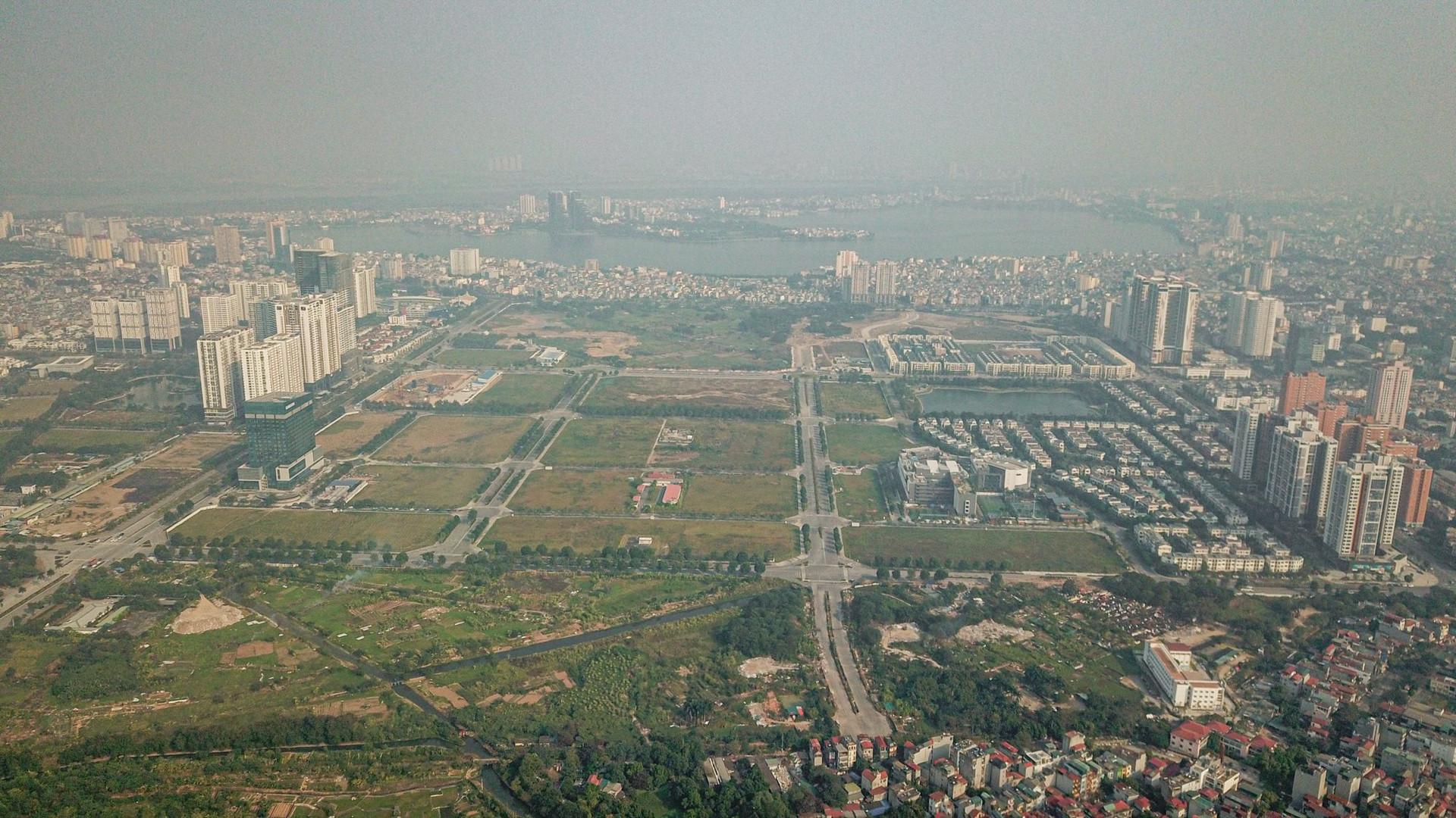 [Photo Essay] Bất động sản dọc trục Tây Thăng Long: Đoạn đầu giá 500 triệu/m2, sau 10km giá giảm 10 lần - Ảnh 6.