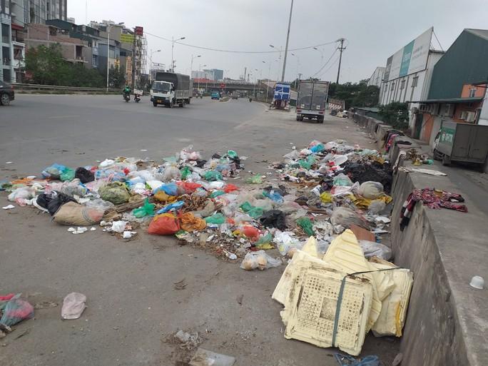 Nhếch nhác và ô nhiễm - Ảnh 1.