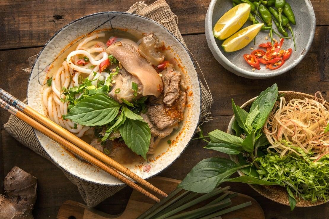 Nên ăn sáng trước hay sau khi tập thể dục? Câu trả lời từ chuyên gia giúp bạn có sức khoẻ tốt nhất - Ảnh 1.