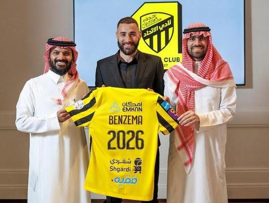 Karim Benzema gia nhập Al-Ittihad, đối đầu Ronaldo - Ảnh 2.