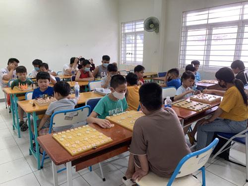 Nở rộ lớp năng khiếu hè - Ảnh 1.