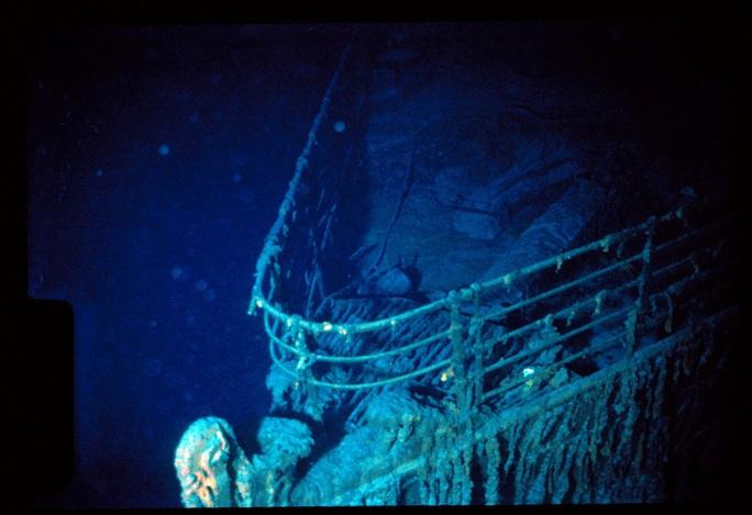 Mỹ, Canada chạy đua tìm tàu ngầm mất tích khi tham quan xác tàu Titanic - Ảnh 2.