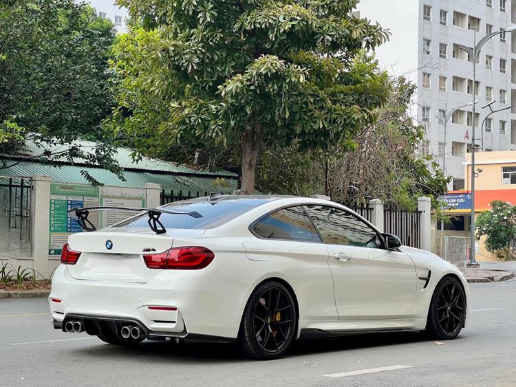 Rao BMW 4-Series độ M4 'tới nóc' giá 1,2 tỷ, người bán chia sẻ: 'Riêng tiền độ đã bằng tiền bán xe' - Ảnh 8.