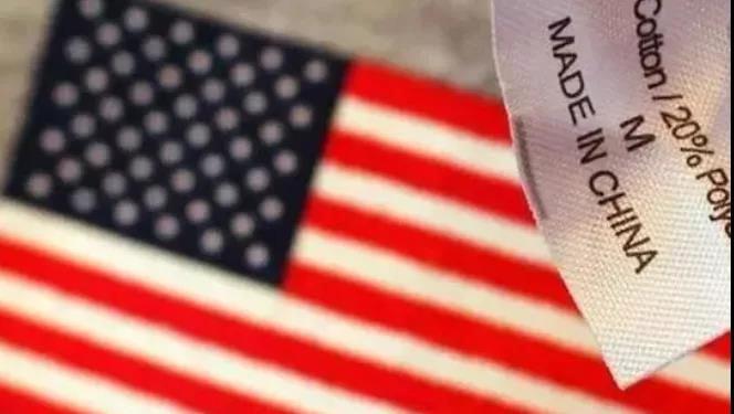 Chấm dứt kỷ nguyên 'made in China' không dễ: Hãng bơm xà phòng Mỹ câm nín đưa nhà máy từ Trung Quốc về quê dù chẳng có lợi nhuận - Ảnh 1.