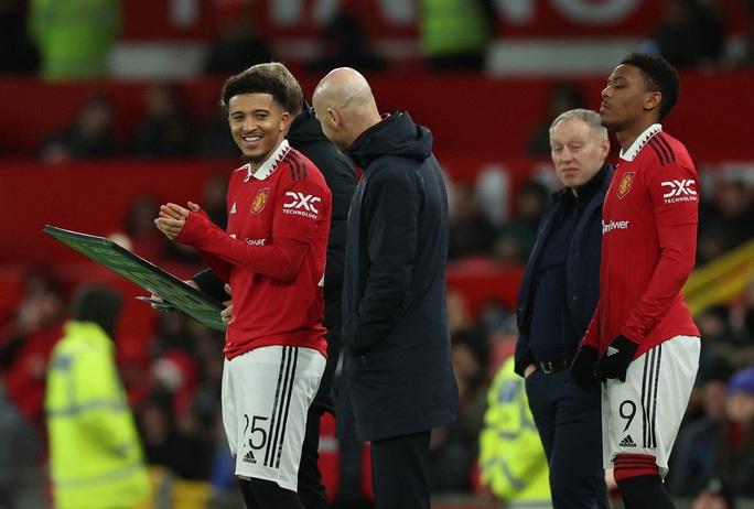 Nội bộ Man United dậy sóng, Jadon Sancho công khai bật HLV trưởng   - Ảnh 5.