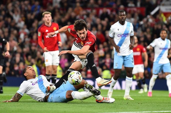 Đè bẹp Crystal Palace, Man United chứng tỏ sức mạnh nhà vô địch League Cup - Ảnh 2.