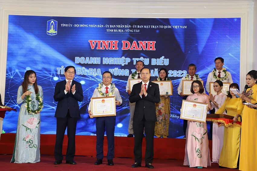 3 doanh nghiệp Dầu khí được tỉnh Bà Rịa - Vũng Tàu tôn vinh Doanh nghiệp tiêu biểu năm 2023