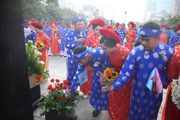 Những hình ảnh ấm áp trong lễ cưới tập thể của 82 đôi công nhân khó khăn - Ảnh 8.