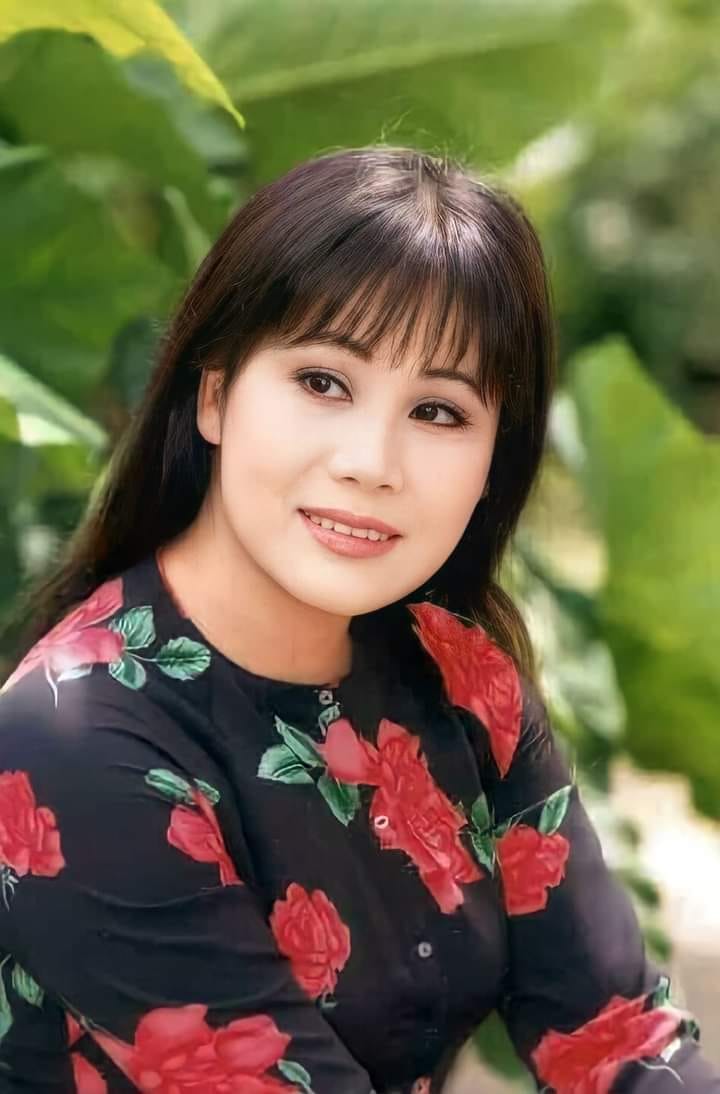 "Nữ hoàng băng đĩa" một thời Tài Linh: Từ giã showbiz, sống ẩn dật nhưng hạnh phúc, an yên ở tuổi 67 - Ảnh 4.