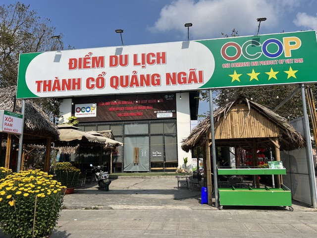 Khởi tố vụ án liên quan 2 quán cà phê "mọc" trong Bảo tàng Quảng Ngãi- Ảnh 4.