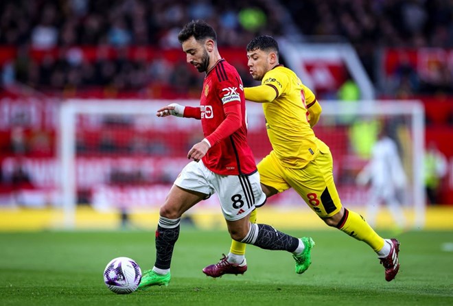 Bruno Fernandes tỏa sáng giúp Man United đánh bại Sheffield United