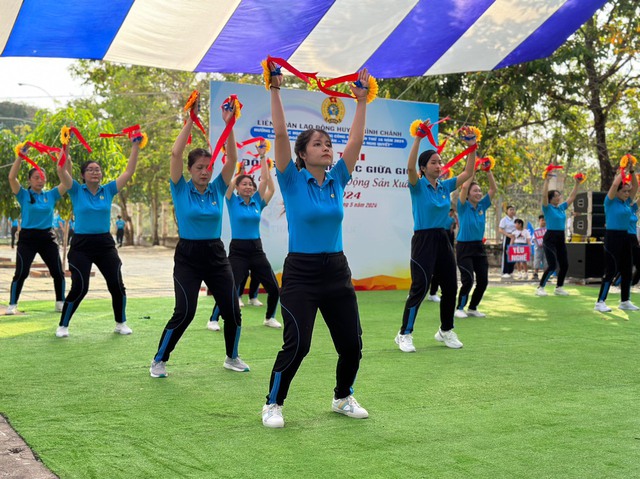 Đa dạng hình thức chăm lo cho đoàn viên, CNVC-LĐ trong Tháng Công nhân- Ảnh 7.