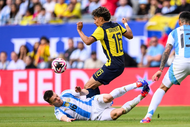 Messi ngồi dự bị, Argentina thắng nhẹ giao hữu Ecuador- Ảnh 1.