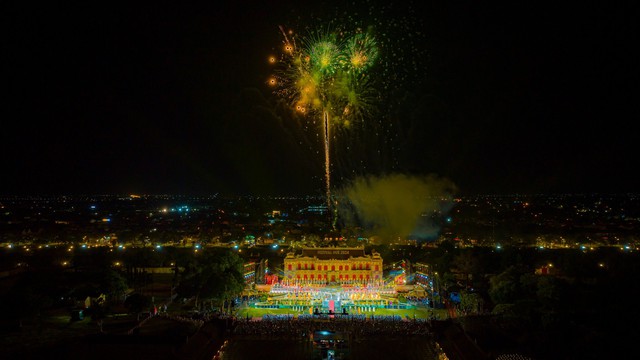 Bế mạc Festival Huế 2024: Ước vọng về một thành phố festival  - Ảnh 2.