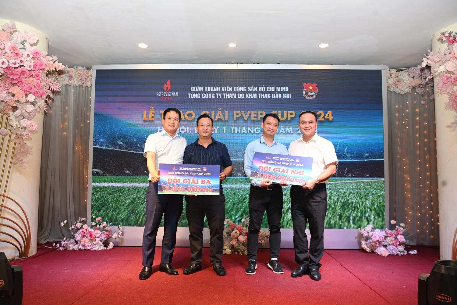 Bế mạc Giải bóng đá PVEP Cup 2024