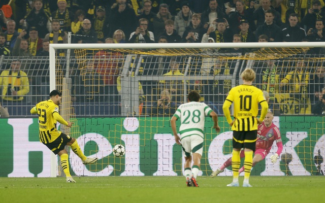 Dortmund hạ gục Celtic, Barcelona dội mưa bàn thắng - Ảnh 2.