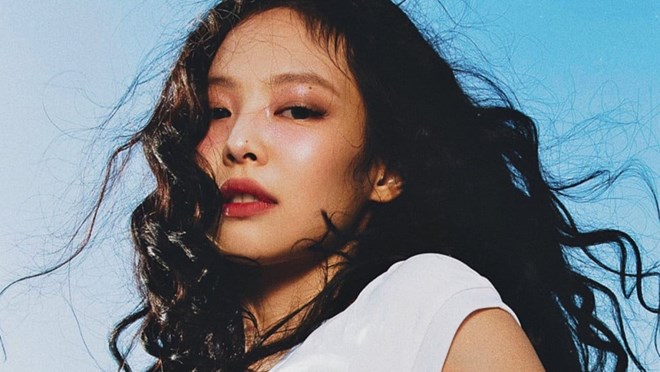 Jennie Blackpink trở lại với