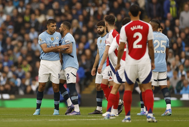 Man City sắp hết quân đá Ngoại hạng và Champions League- Ảnh 4.