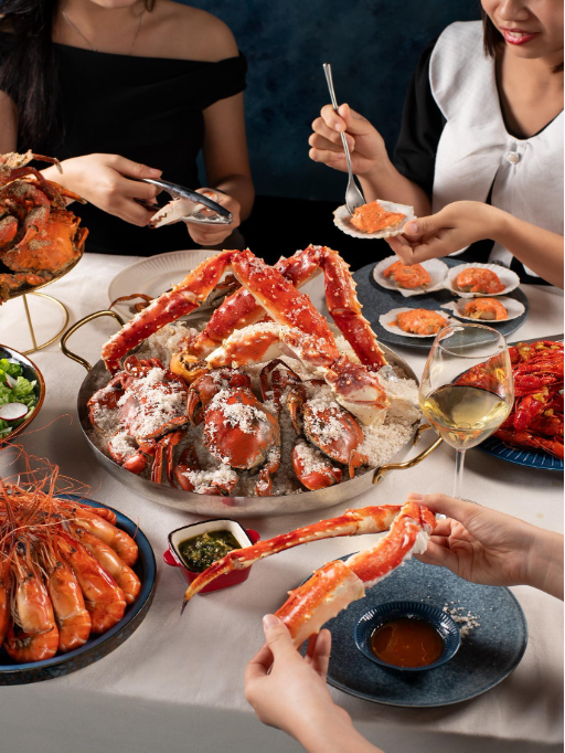 Golden Gate bứt phá thị trường buffet hải sản cao cấp với Blue Bay- Ảnh 2.