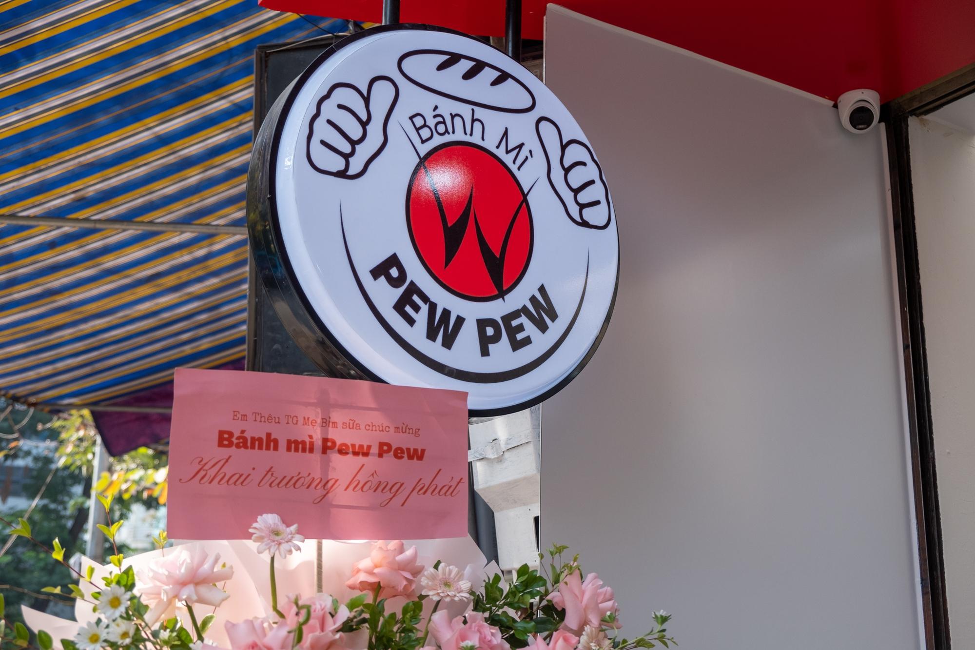 PewPew lần đầu nói về lý do mở tiệm bánh mì,
