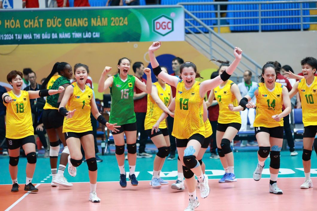 Tối 17.11, VTV Bình Điền Long An giành chiến thắng 3-1 trước Hóa chất Đức Giang để lên ngôi ở giải bóng chuyền vô địch quốc gia 2024.