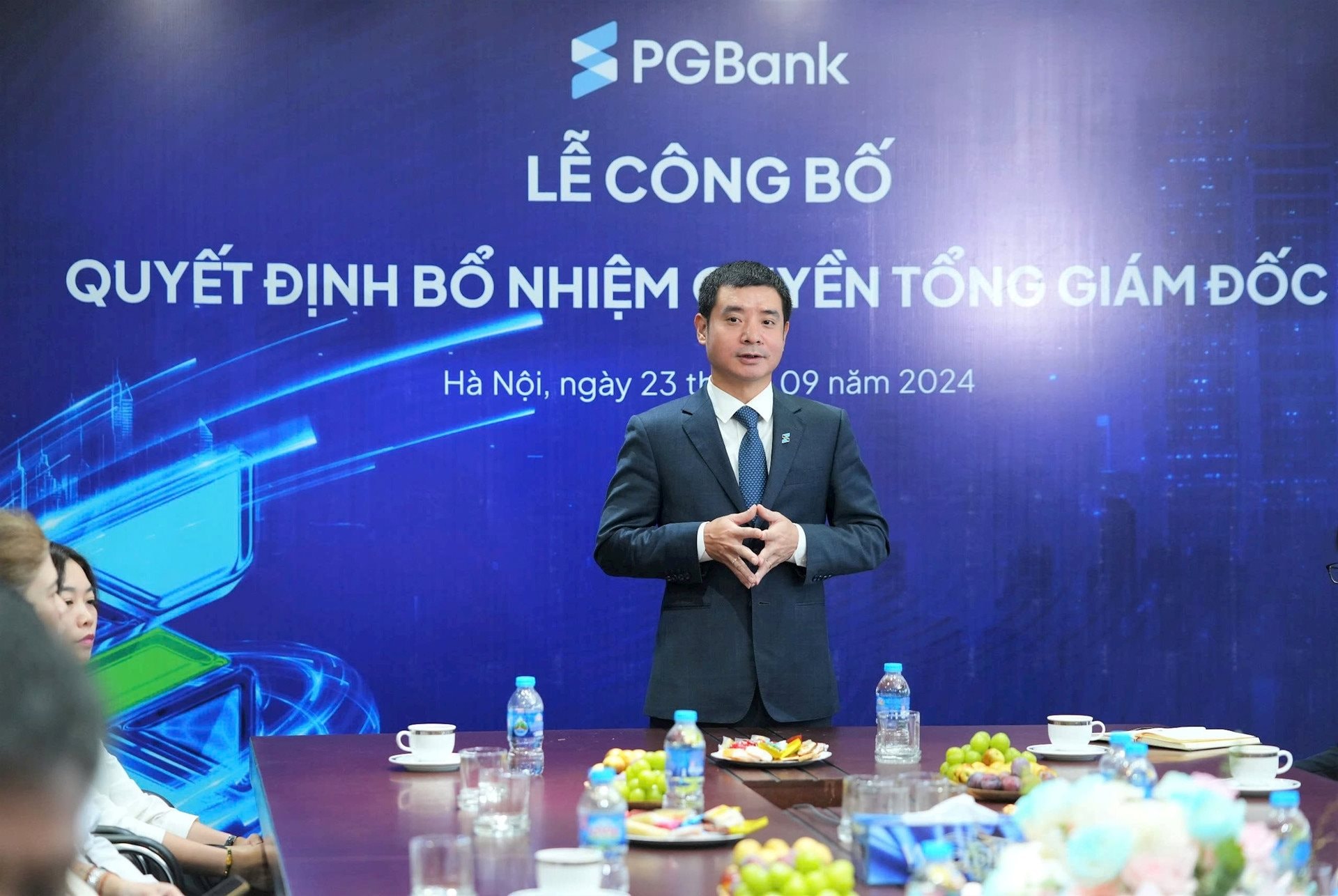 Tân Tổng giám đốc 8x của PGBank là ai?- Ảnh 2. Tân Tổng giám đốc 8x của PGBank là ai?- Ảnh 2.