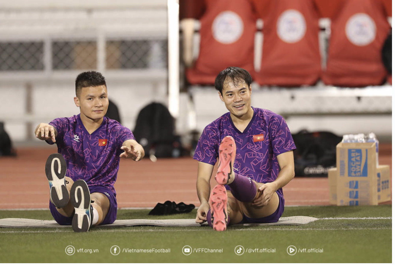 tuyen viet nam ren the luc san sang quyet dau chu nha philippines hinh 1