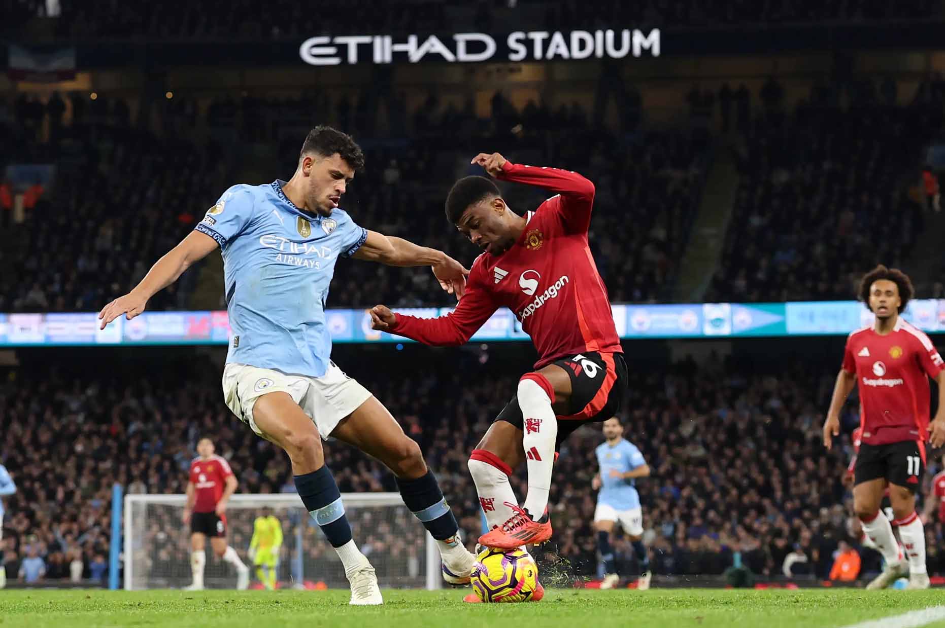 Quyết định sử dụng Matheus Nunes là sai lầm lớn nhất của Pep Guardiola tại Derby Manchester. Ảnh: Goal