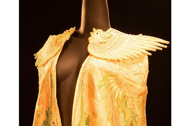 Phượng bào hoa hậu “Ngũ Phụng Tề Phi”, sự nhầm lẫn tai hại