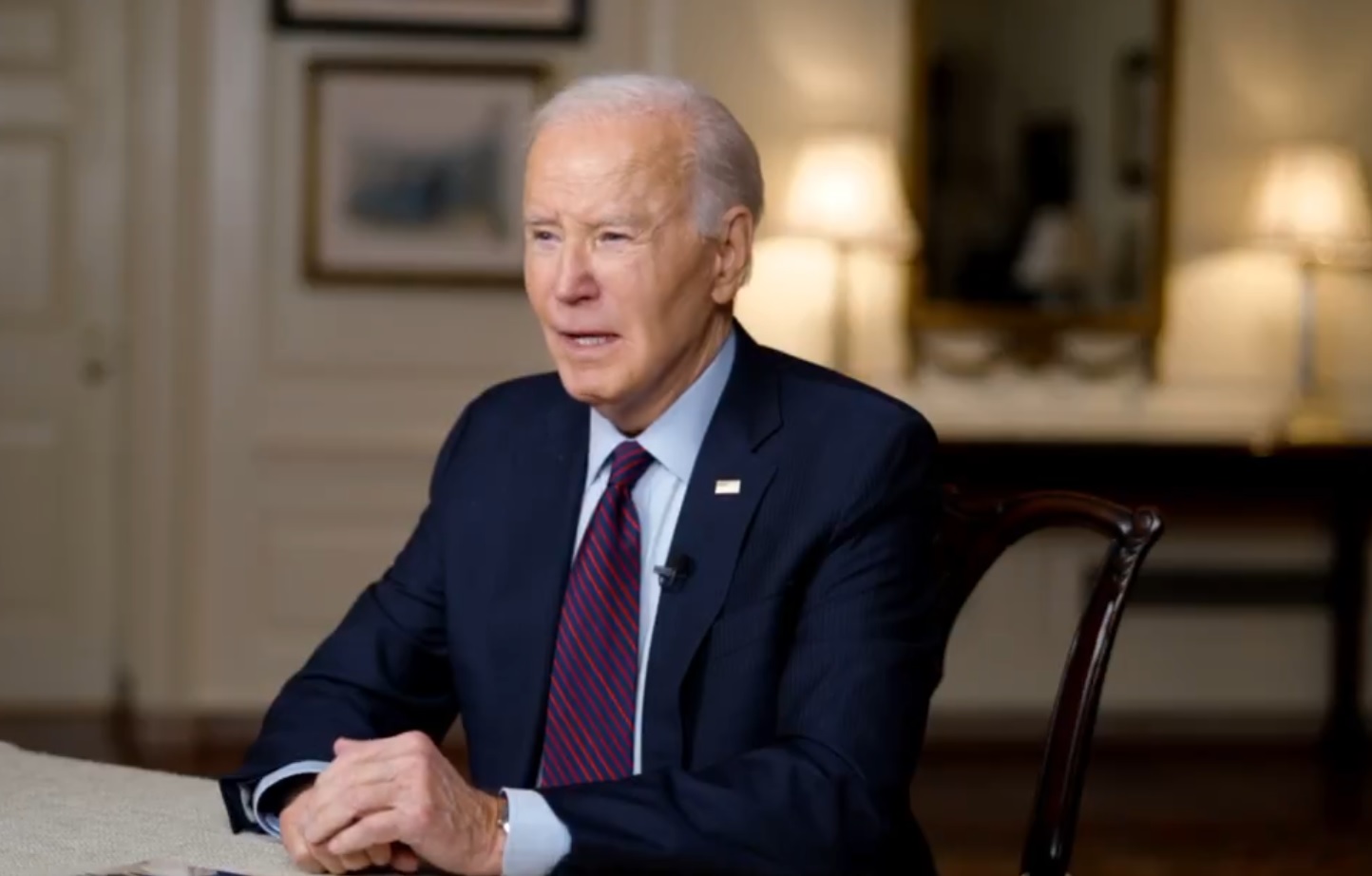 ong biden an xa cho cac thanh vien gia dinh truoc khi roi nhiem so hinh 1