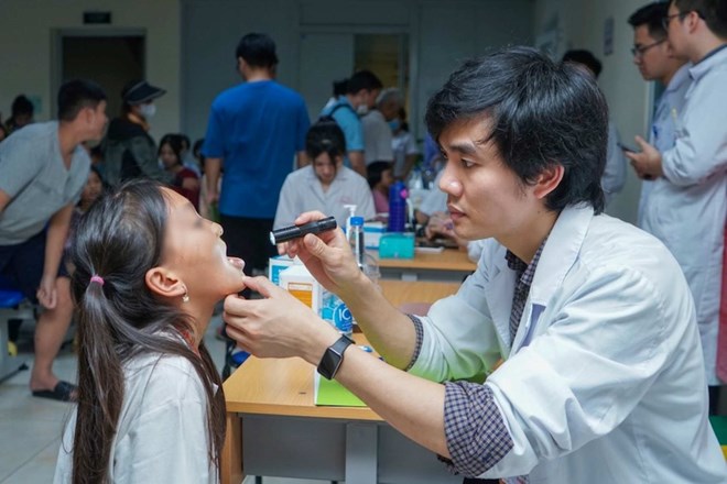 Nhiều chính sách ưu đãi, tuyến cơ sở vẫn thiếu hụt y bác sĩ