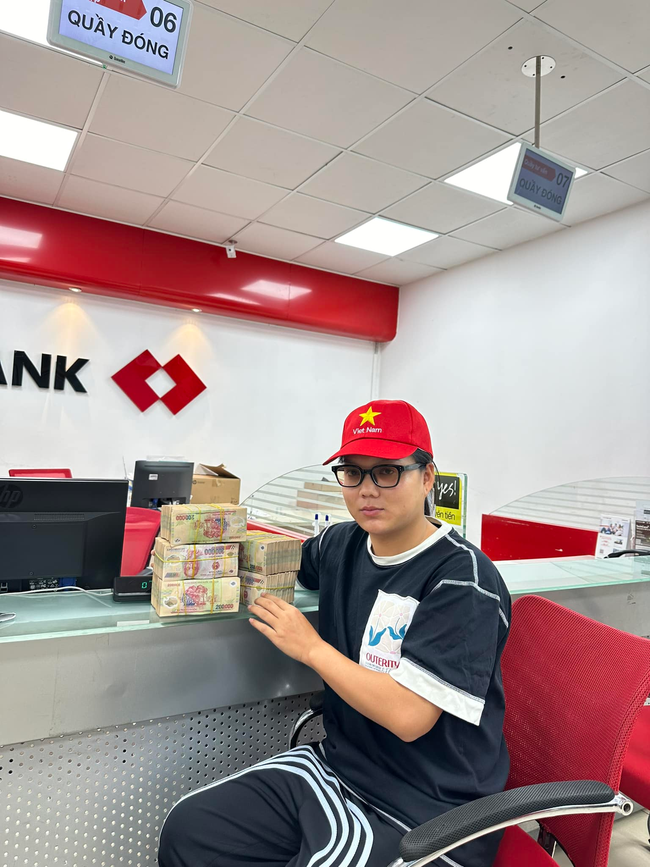 Phạm Thoại: