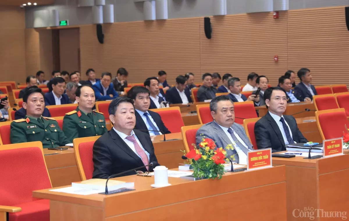 Thành phố Hà Nội cho biết trong 4 năm triển khai Chương trình số 05 về xây dựng Thủ đô, đã có 11/13 chỉ tiêu hoàn thành và 02 chỉ tiêu đang thực hiện.